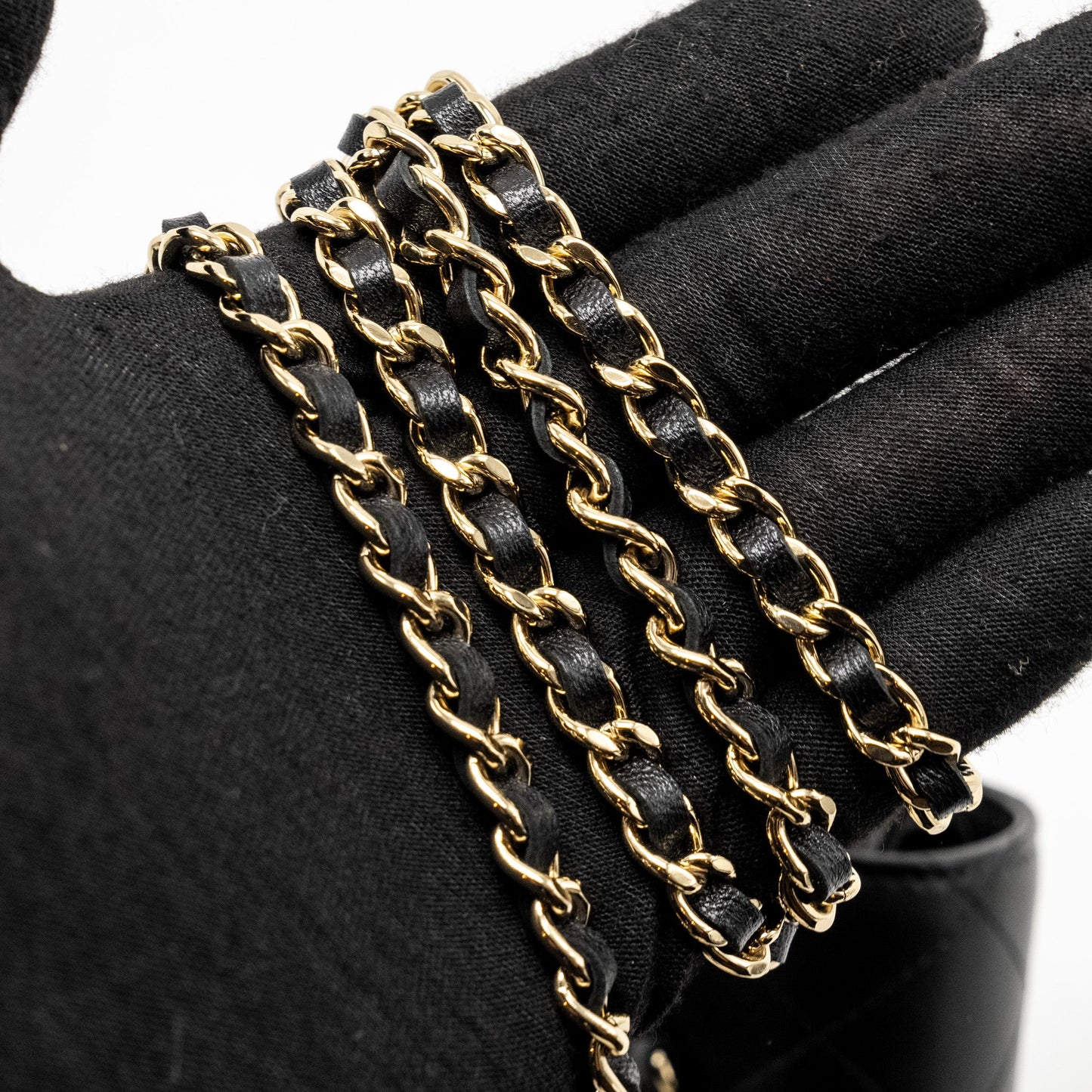 Chanel 22A Phone Case/Mini Wallet on Chain Lambskin Black L (Microchip)