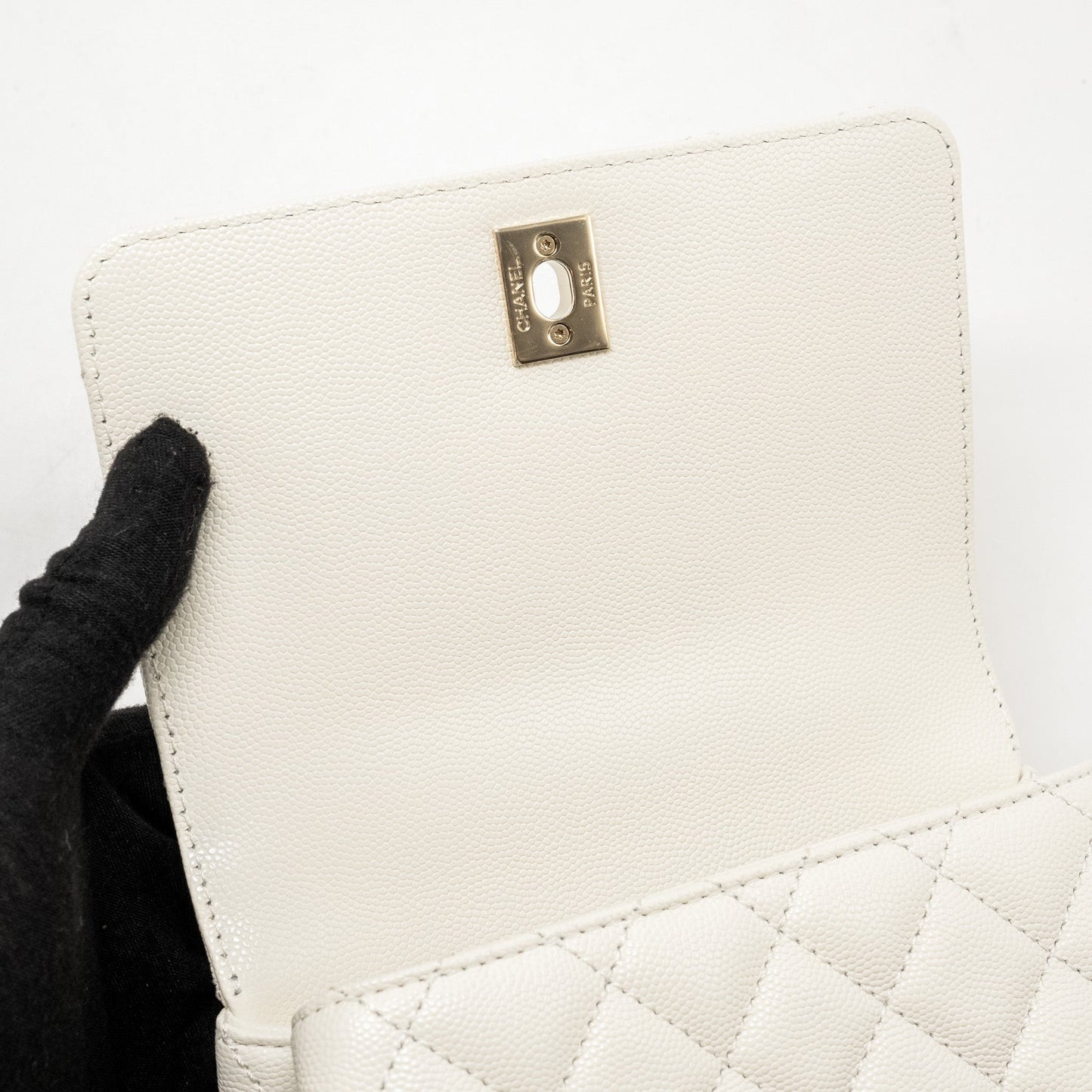 Chanel Mini Coco Handle Caviar White L (Microchip)