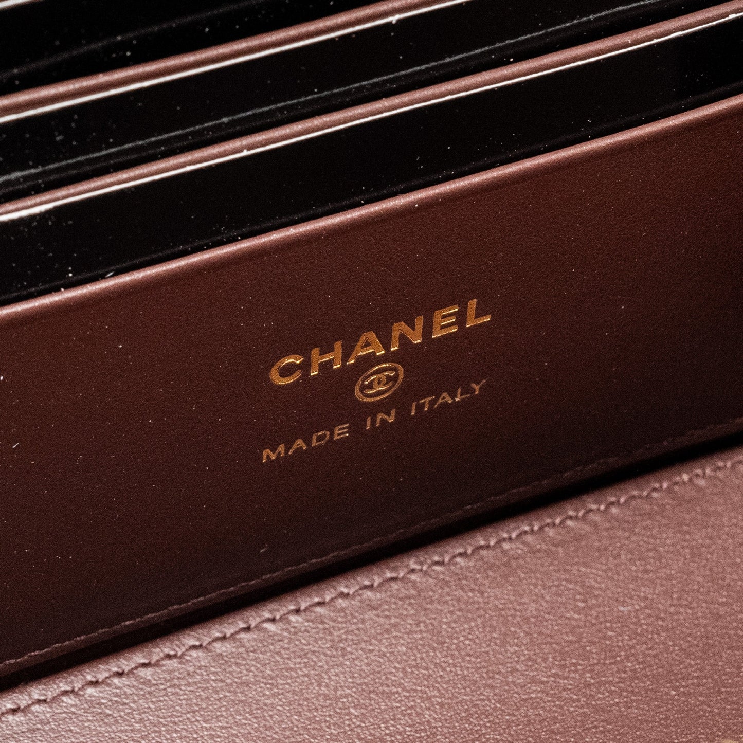 Chanel Long Vanity with Chain Caviar Black L (microchip)