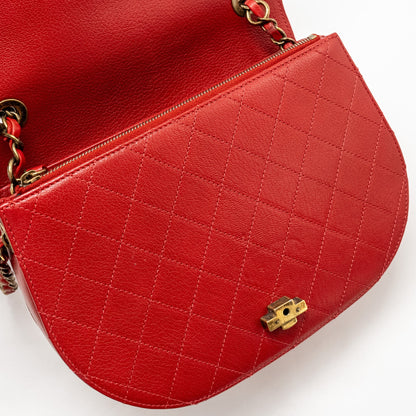Chanel Medium Coco Curve Flap Bag Calfskin Red