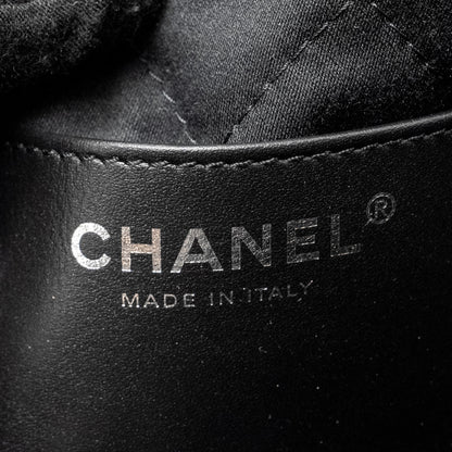 Chanel mini 22 Bag Shiny Calfskin Black  (Microchip)