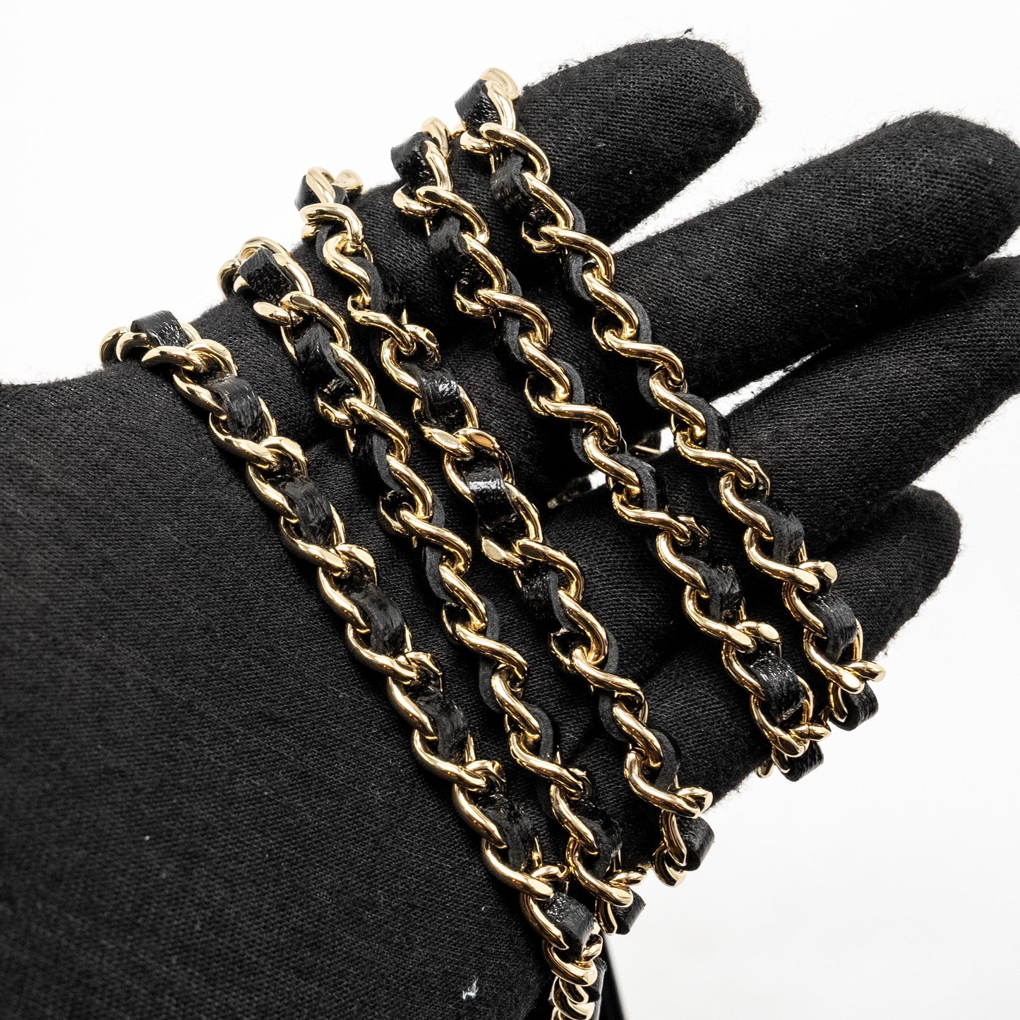 Chanel Mini 31 Clutch With Chain Shiny Calfskin Black L (Microchip)