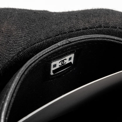Chanel 19 Card Holder Lambskin Black  (Microchip)