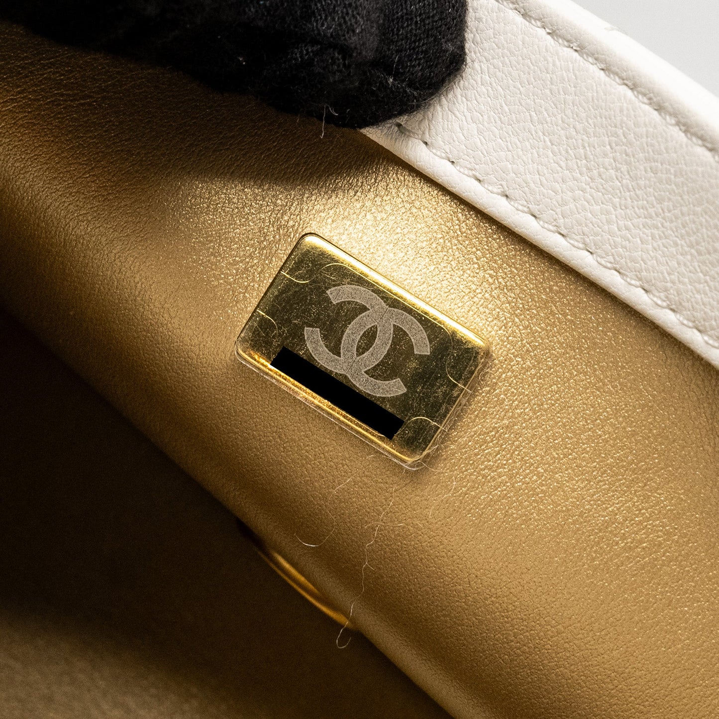 Chanel Pearl Crush Mini Square Lambskin White  (microchip)