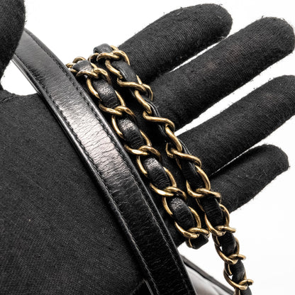 Chanel Limited Edition Quilted Flap Bag Shiny Calfskin Black