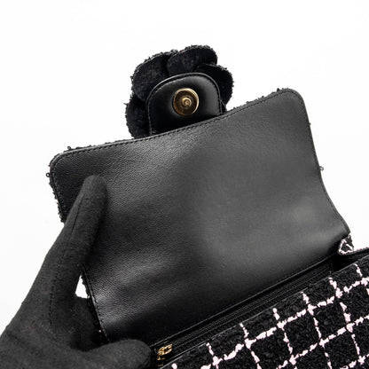 Chanel 23K Flower Bomb Mini Rectangular Flap Bag Tweed Black/Pink L (Microchip)