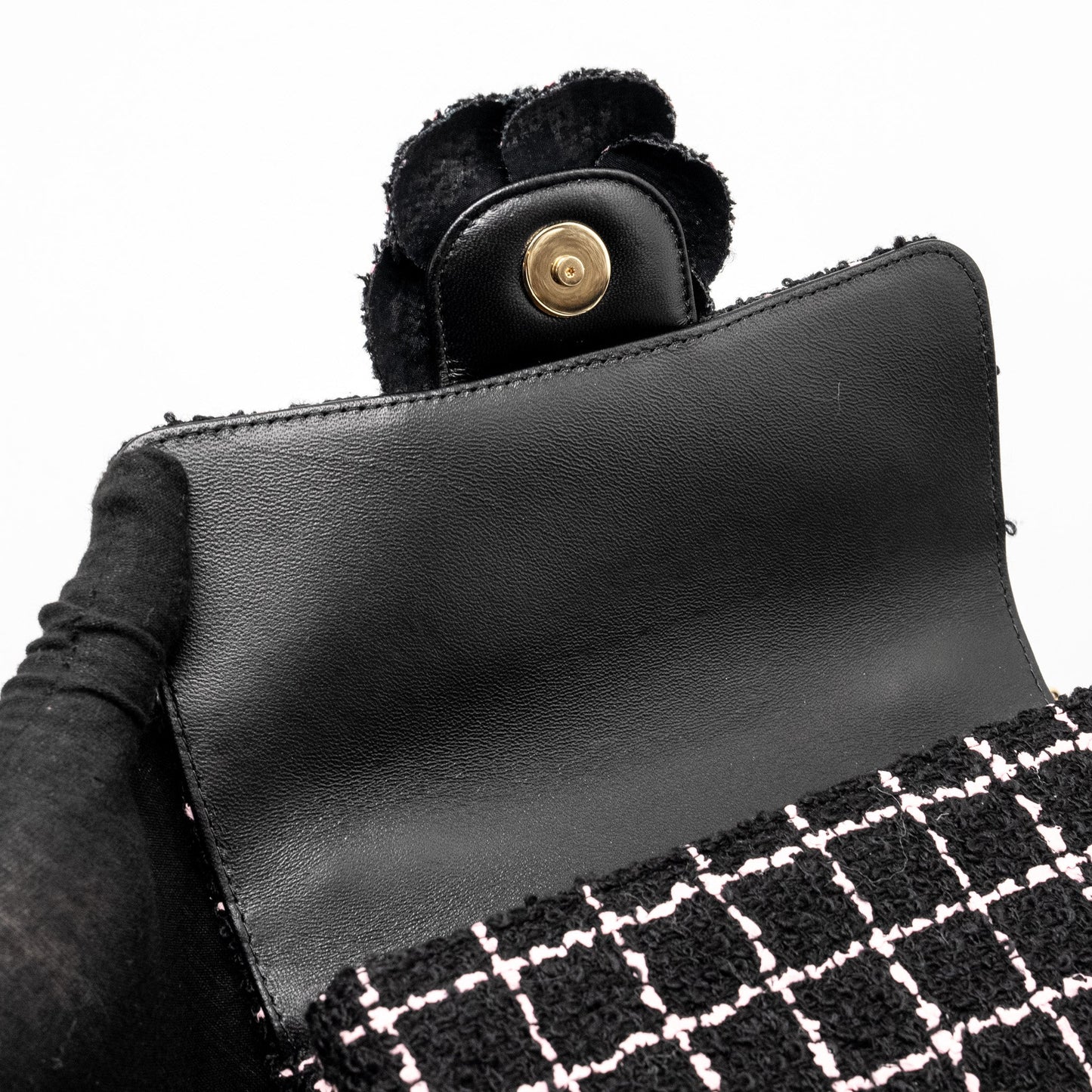 Chanel 23K Flower Bomb Mini Rectangular Flap Bag Tweed Black / Pink L (Microchip)