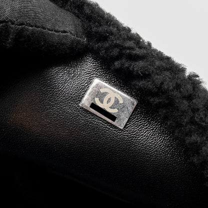 Chanel 22A Fluffy Camellia Flap Bag Embroidered Shearling Lambskin Black / White  (Microchip)