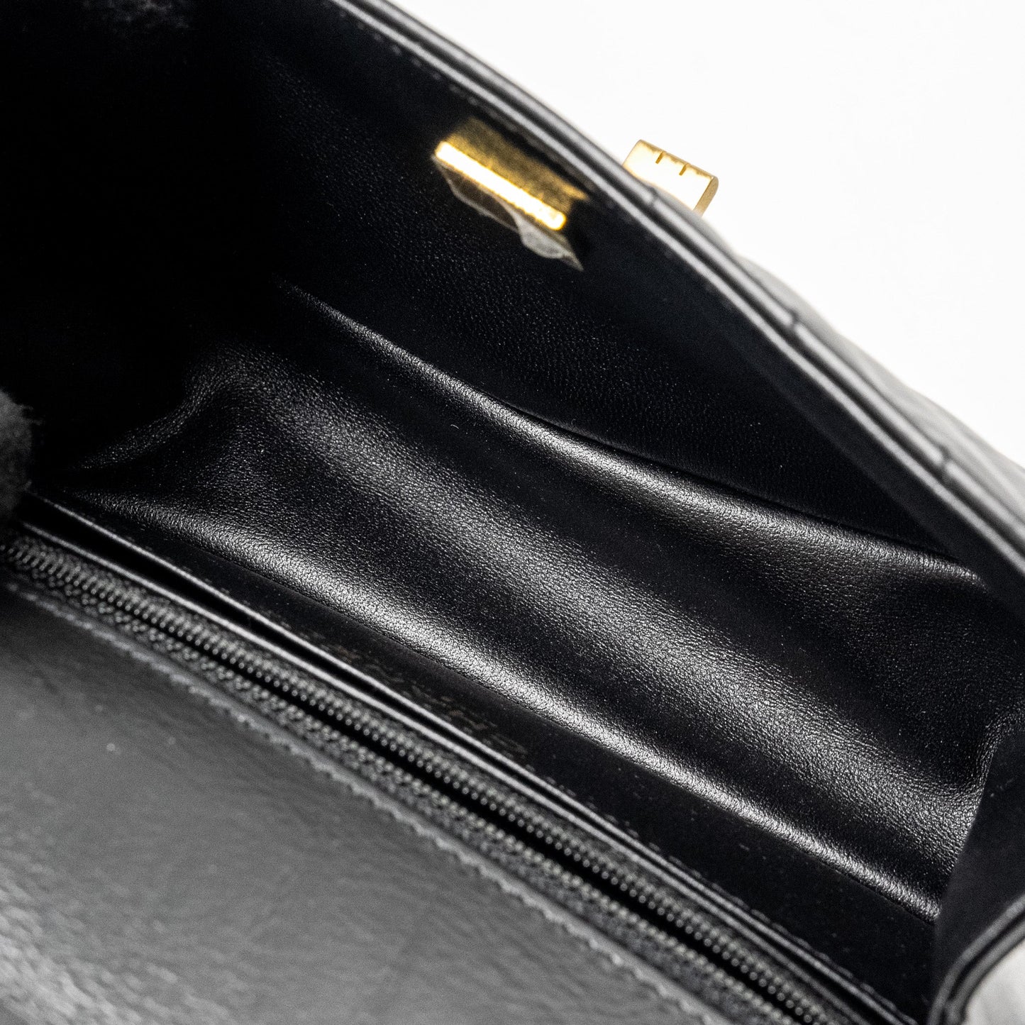 Chanel Mini 2.55 Reissue Chevron Calfskin Black  (Microchip)