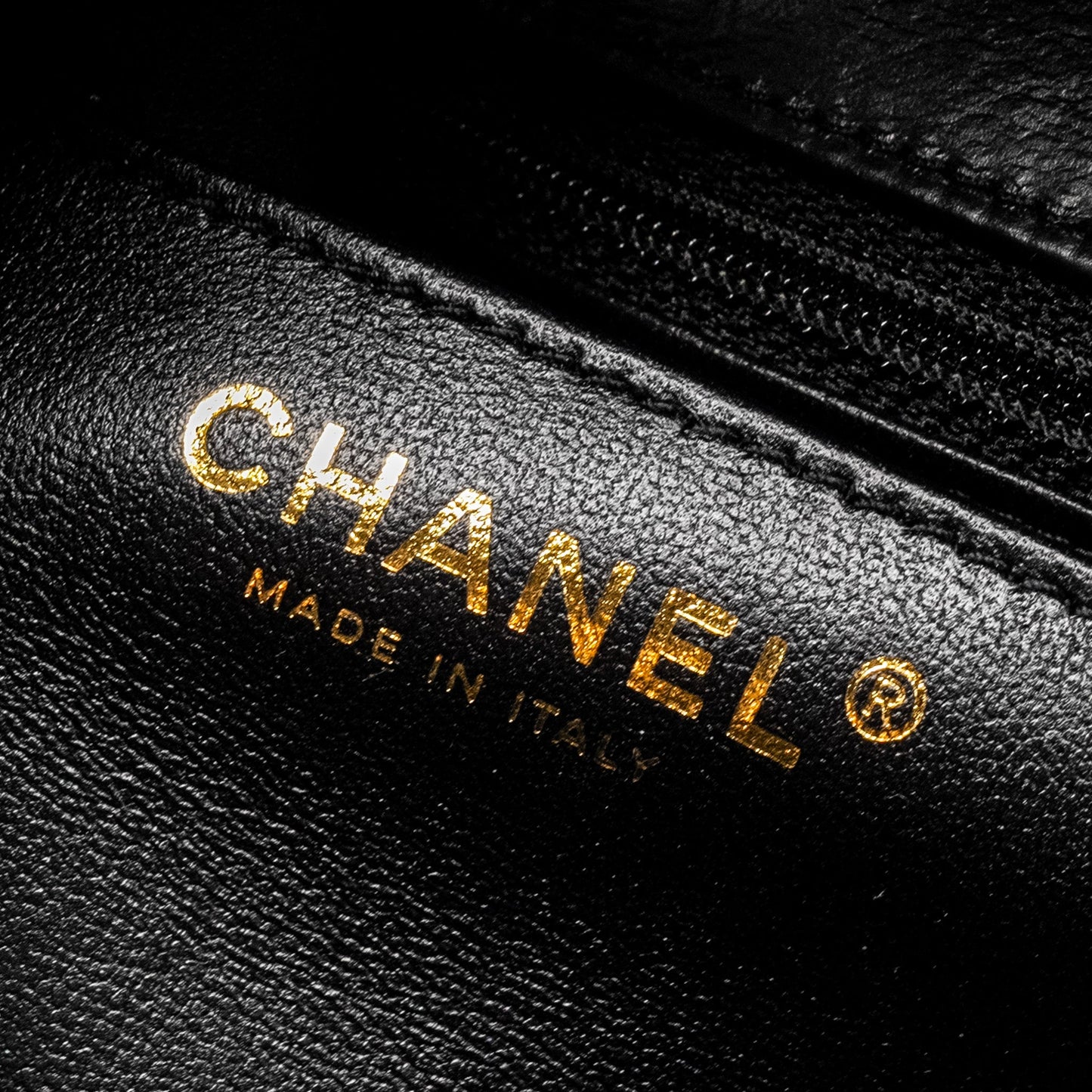 Chanel Mini 2.55 Reissue Chevron Calfskin Black  (Microchip)