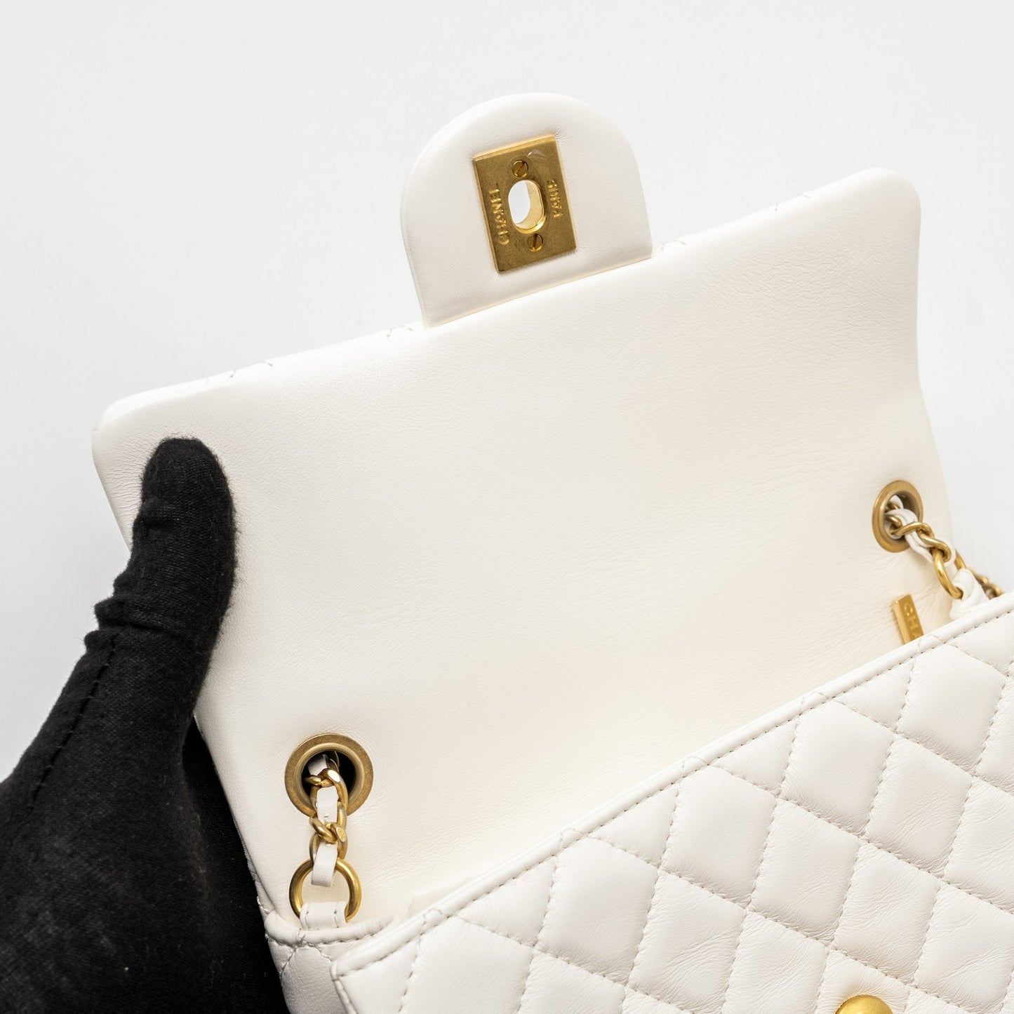 Chanel Pearl Crush Mini Rectangular Flap Bag Lambskin White  (Microchip)