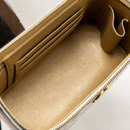 Chanel Letter/ CC Logo Chain Long Vanity Case Lambskin White  (Microchip)