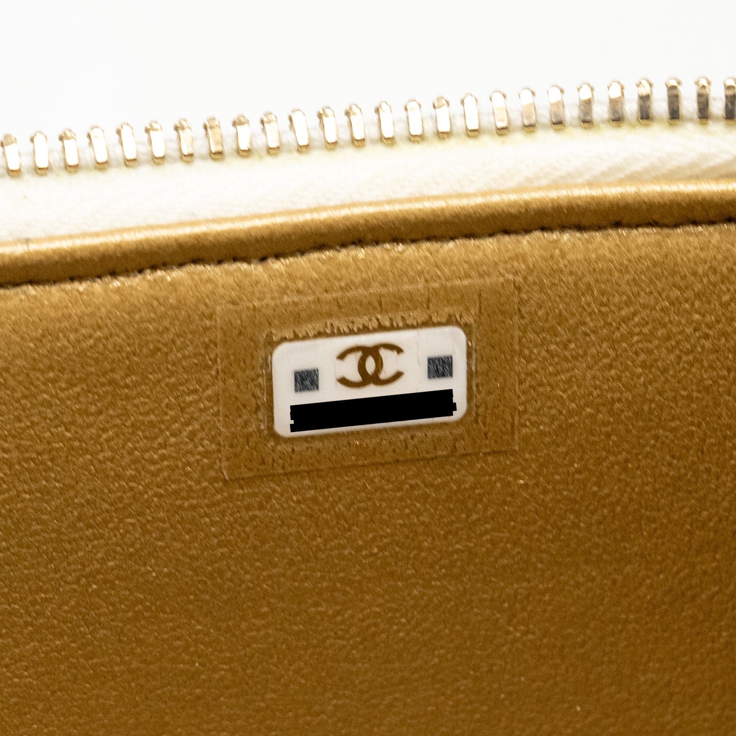 Chanel Letter/ CC Logo Chain Long Vanity Case Lambskin White  (Microchip)