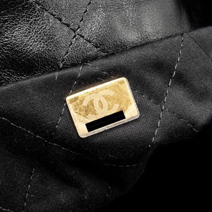 CHANEL Medium 22 Bag Gold Letter Shiny Calfskin Black  (Microchip)