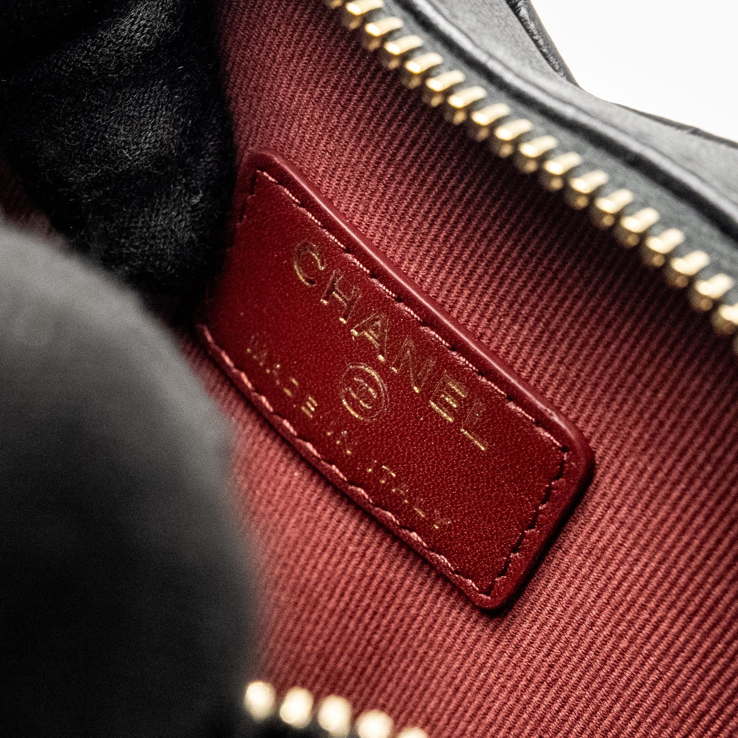 Chanel 22S Heart Belt Bag Lambskin Black L