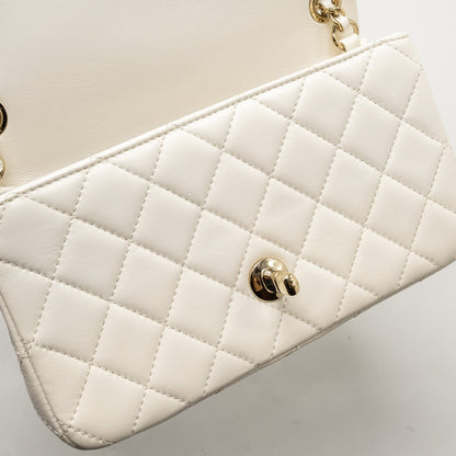 Chanel 23C Pearl Crush Mini Rectangular Flap Bag Lambskin White L (Microchip)