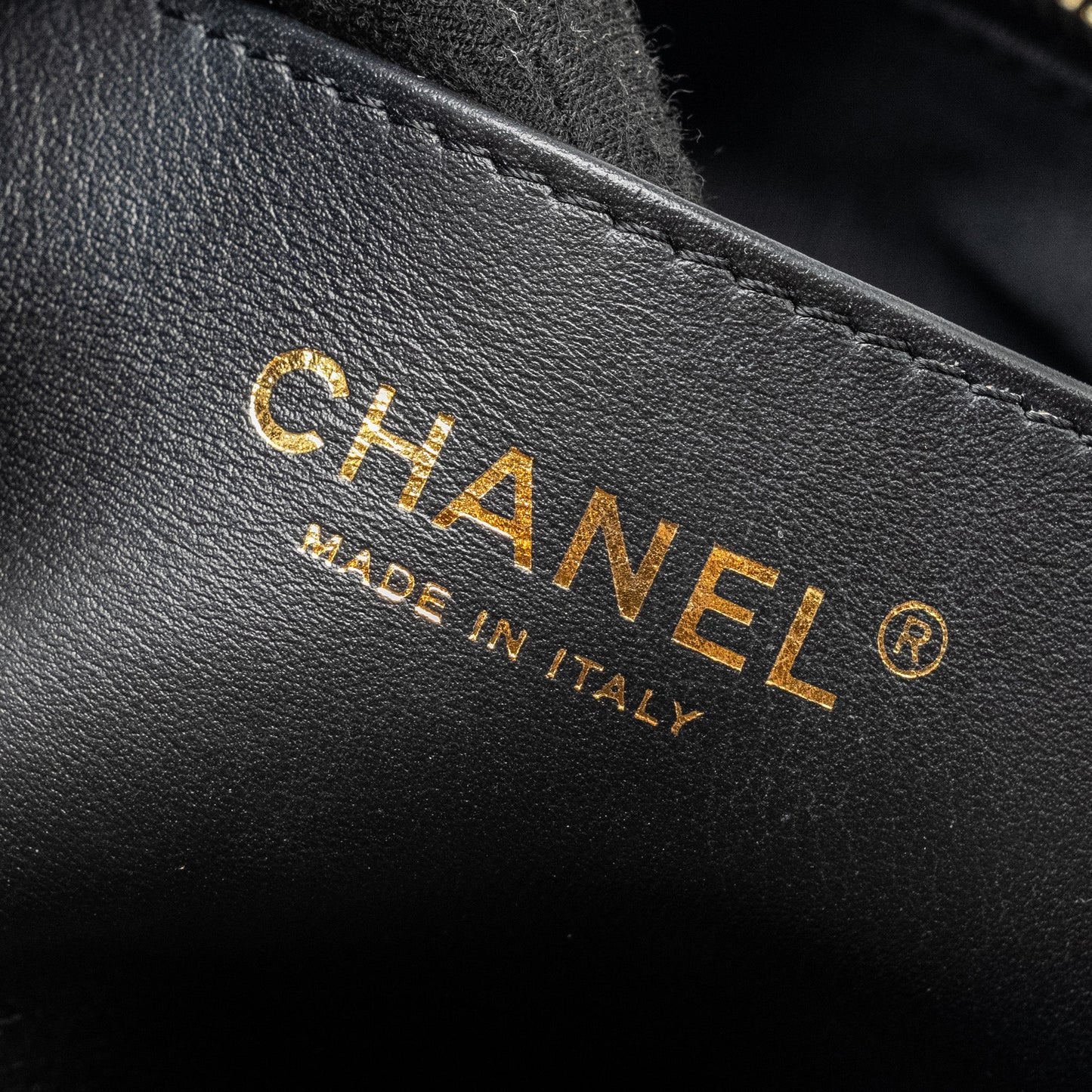 Chanel 22K Hobo Shoulder Bag Lambskin Black  (Microchip)