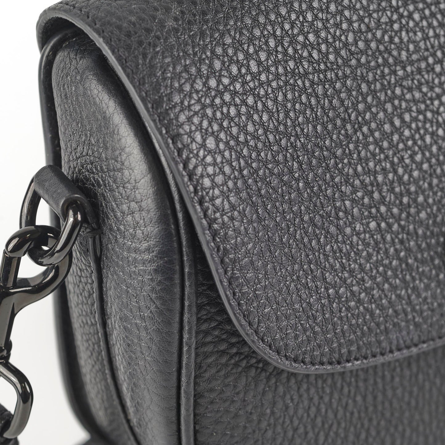Christian Dior Grained Calfskin Medium Bobby Flap Black
