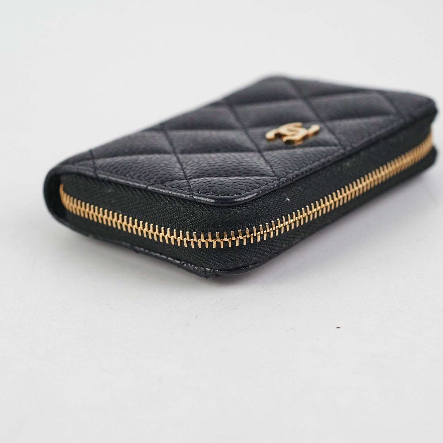 Chanel Caviar Zippy CardHolder Black 31Series