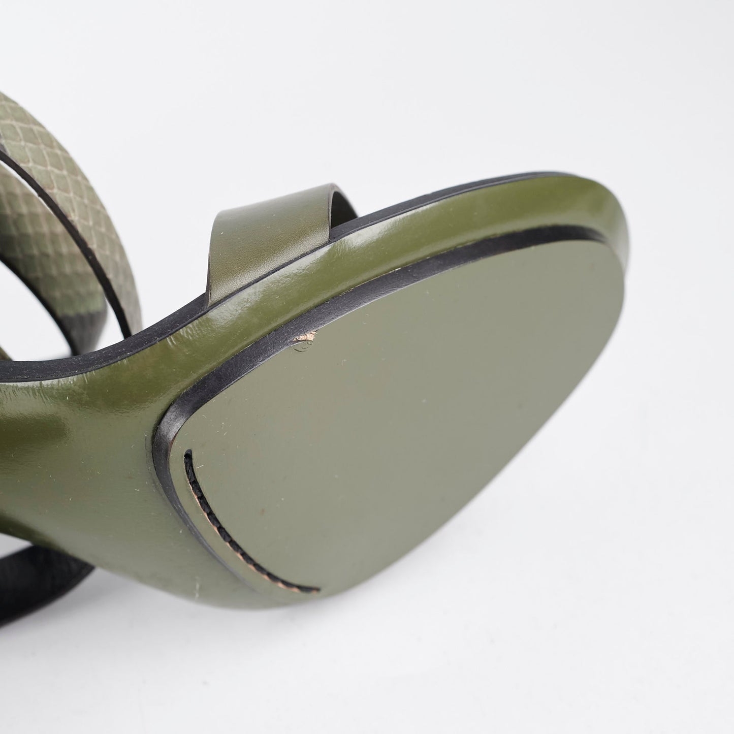 Gucci Snakeskin Strap Heels Green Size 41