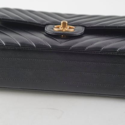 Chanel Medium/Large Classic Flap Chevron