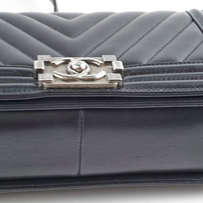 Chanel Old Medium Boy Chevron Lambskin Black