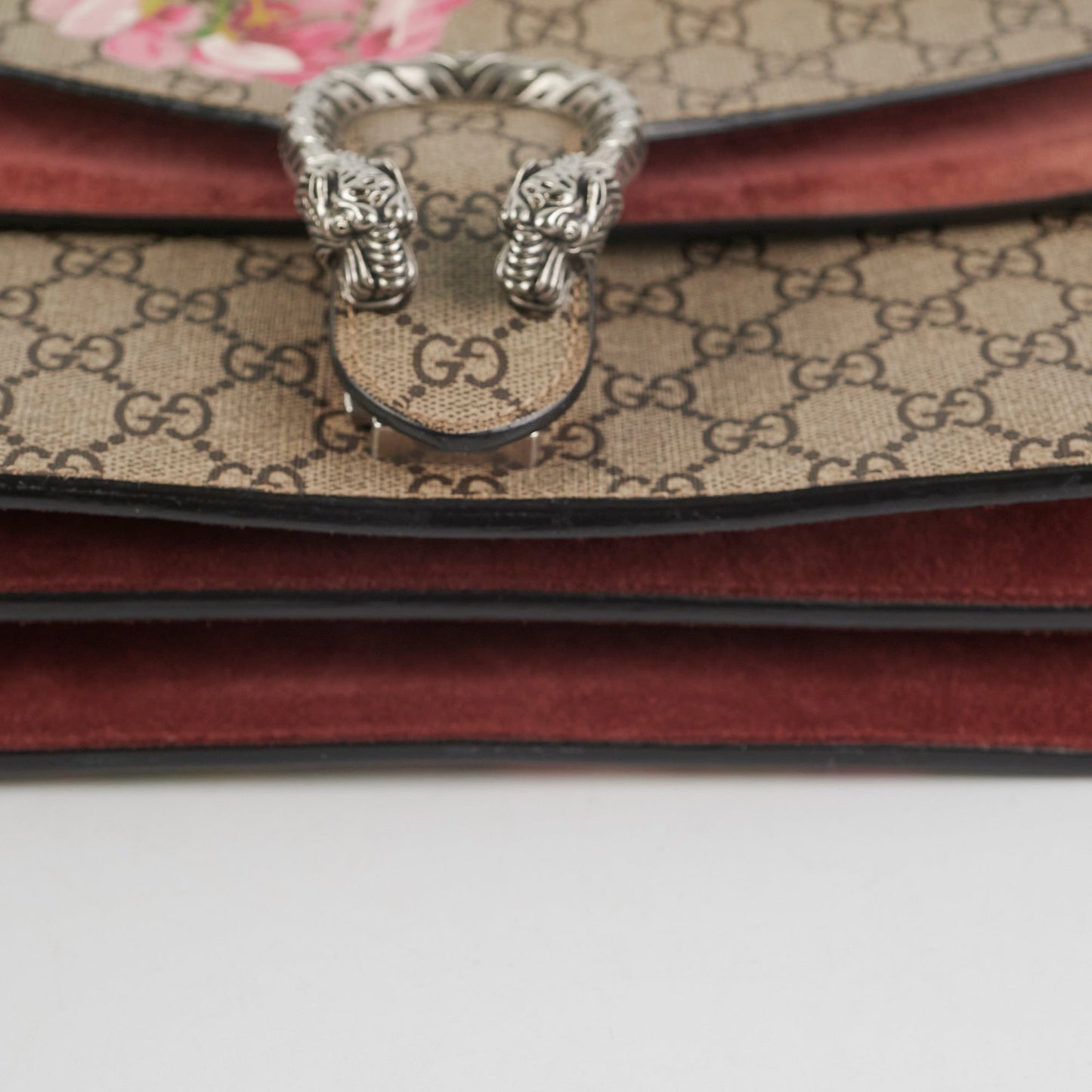 Gucci Dionysus GG Supreme Blooms Bag