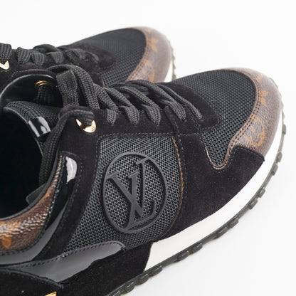 Louis Vuitton Neo Run Away Size 39 Sneakers