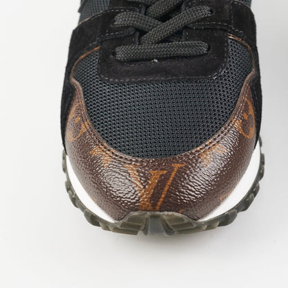 Louis Vuitton Neo Run Away Size 39 Sneakers