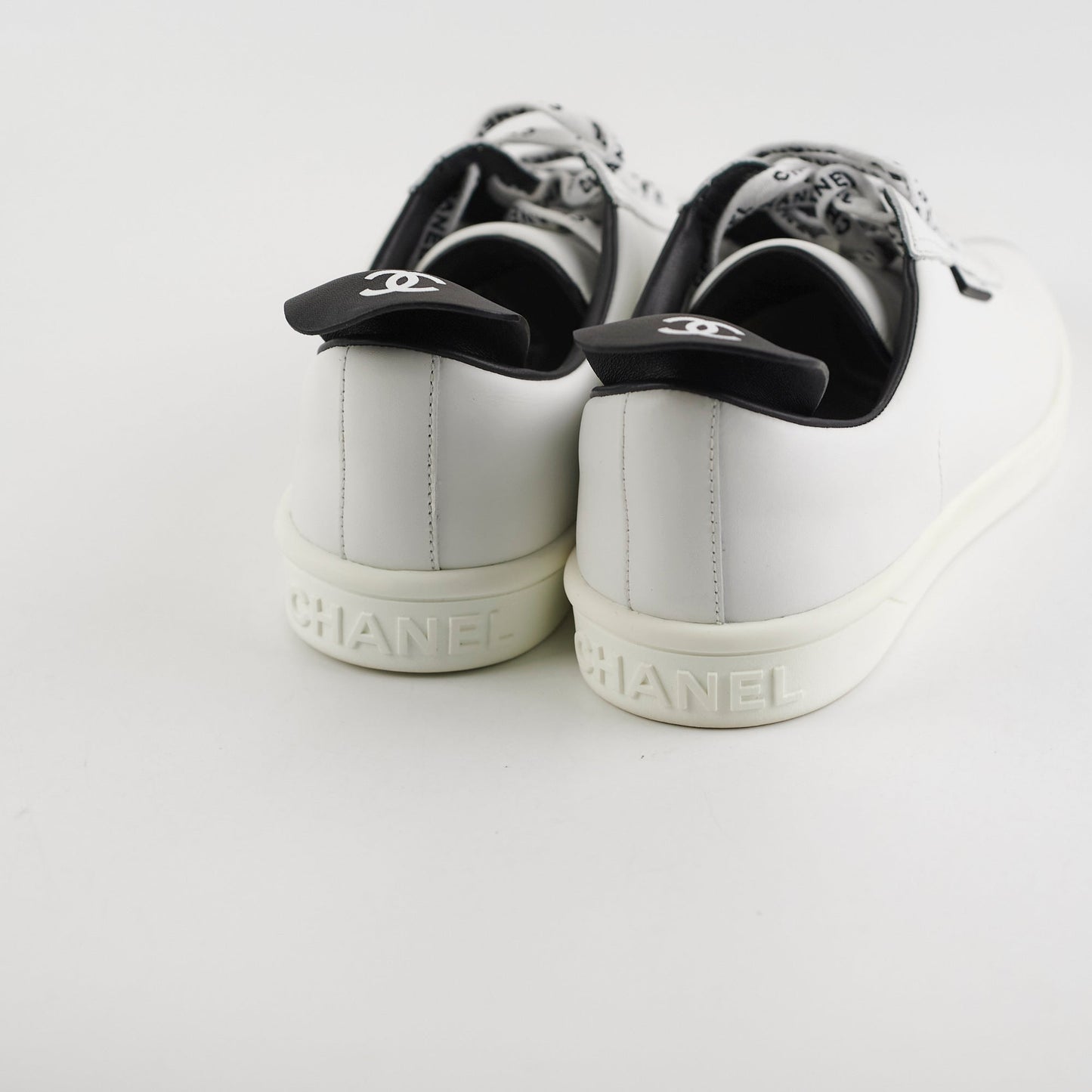 Chanel Laceup Sneakers White Size 40