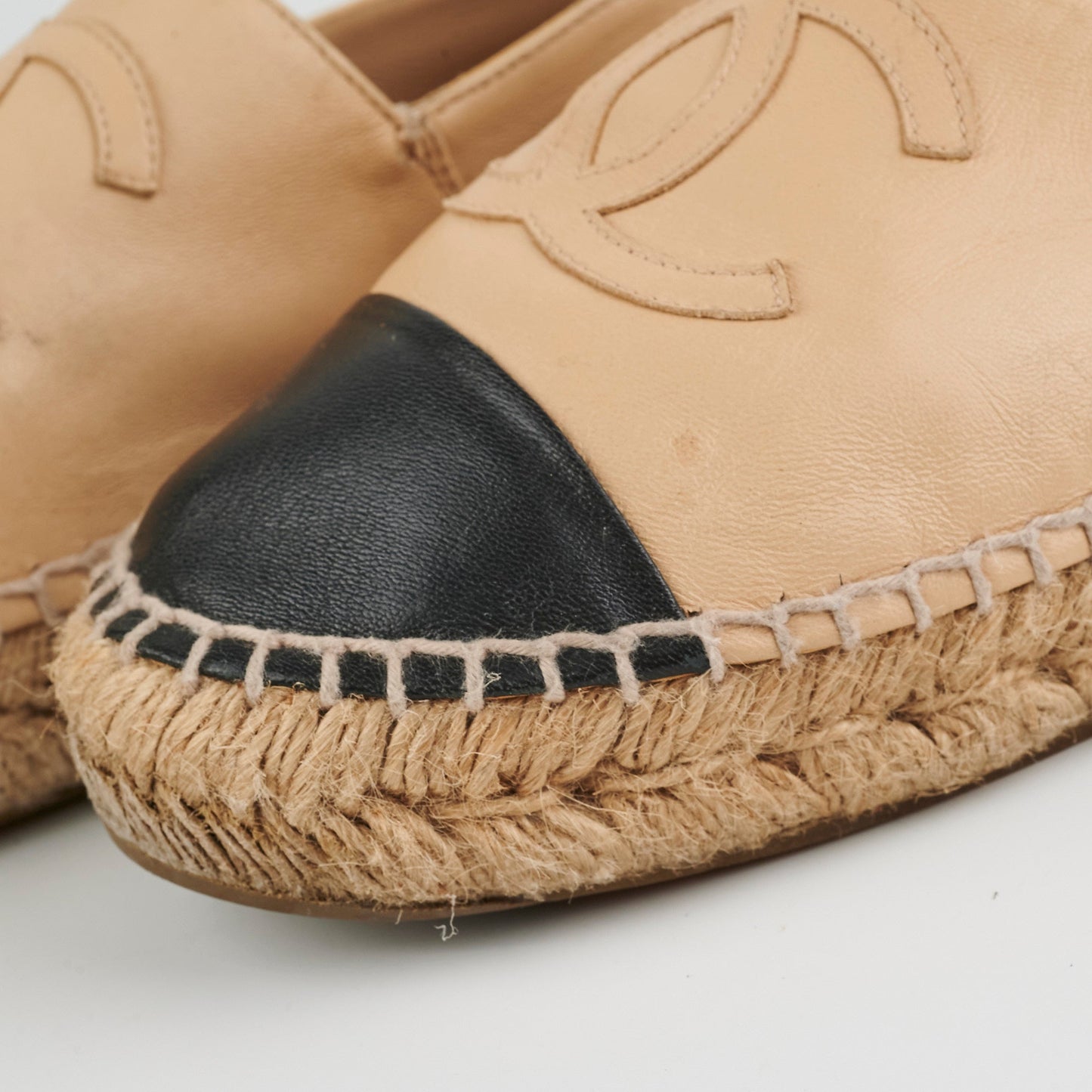 Chanel espadrille beige black shoes 38