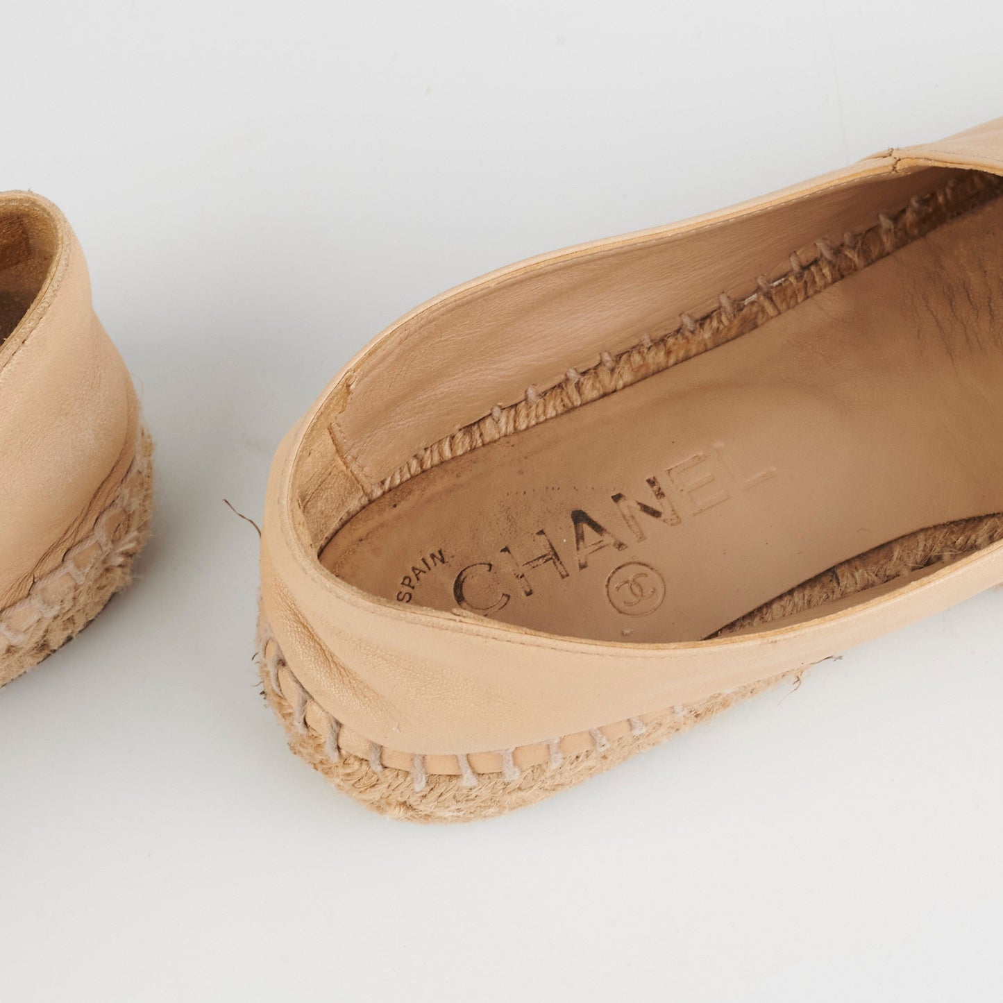 Chanel espadrille beige black shoes 38