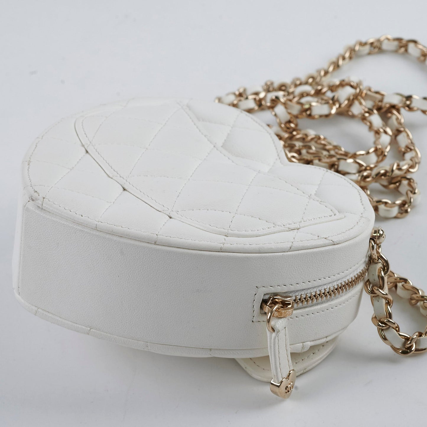 Chanel Mini Heart Bag White 32 Series