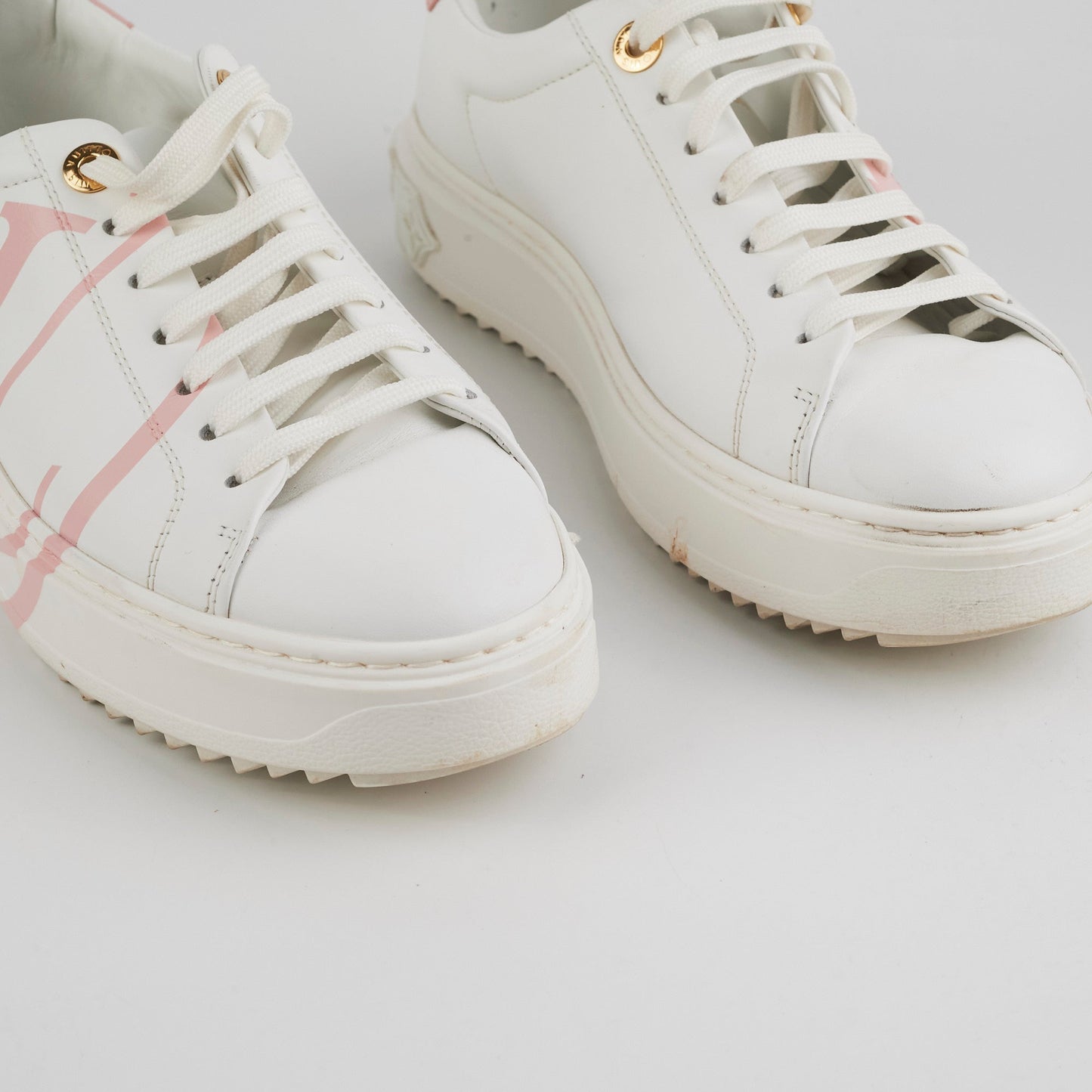 Louis Vuitton Time Out Pink Size 39 Sneakers