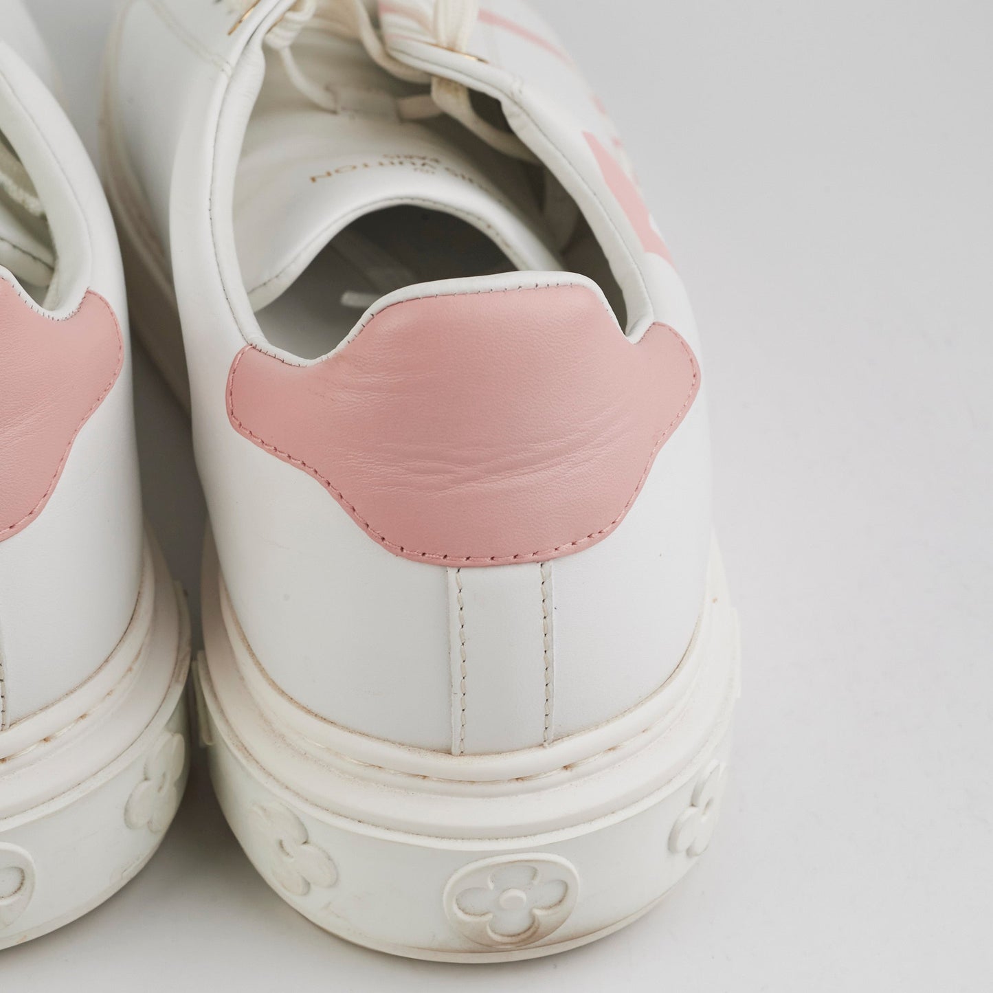 Louis Vuitton Time Out Pink Size 39 Sneakers