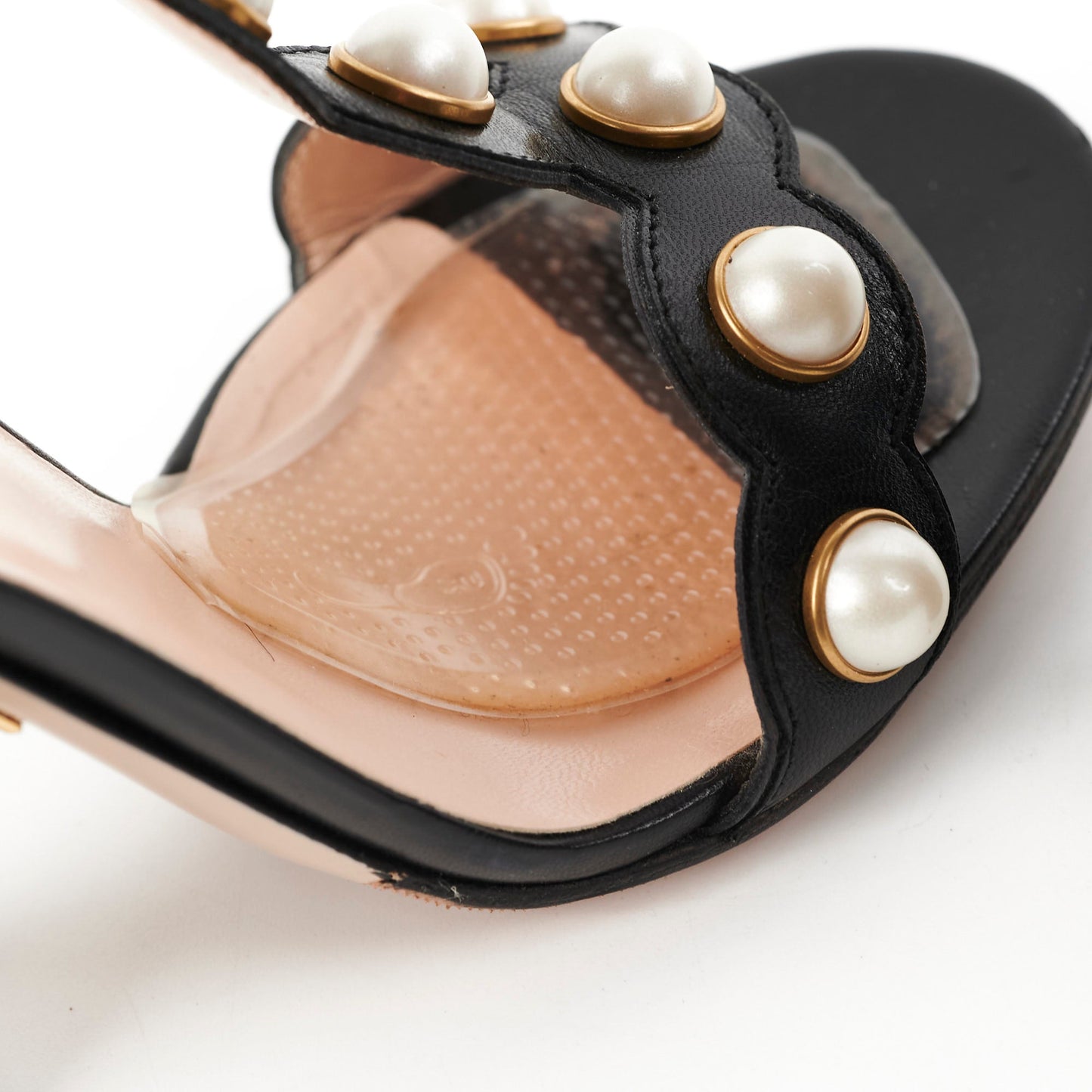 Gucci Pearl Black Heel Size 37