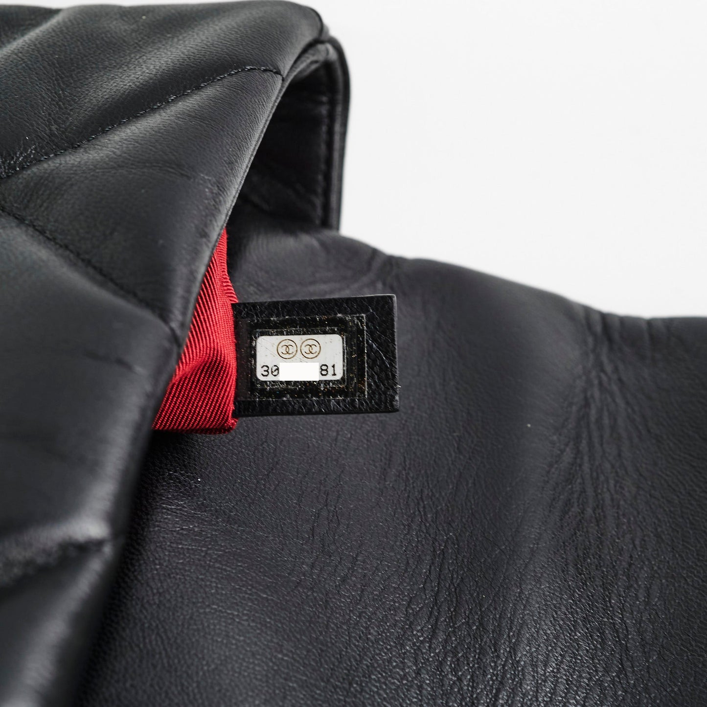 Chanel 19 Small Black