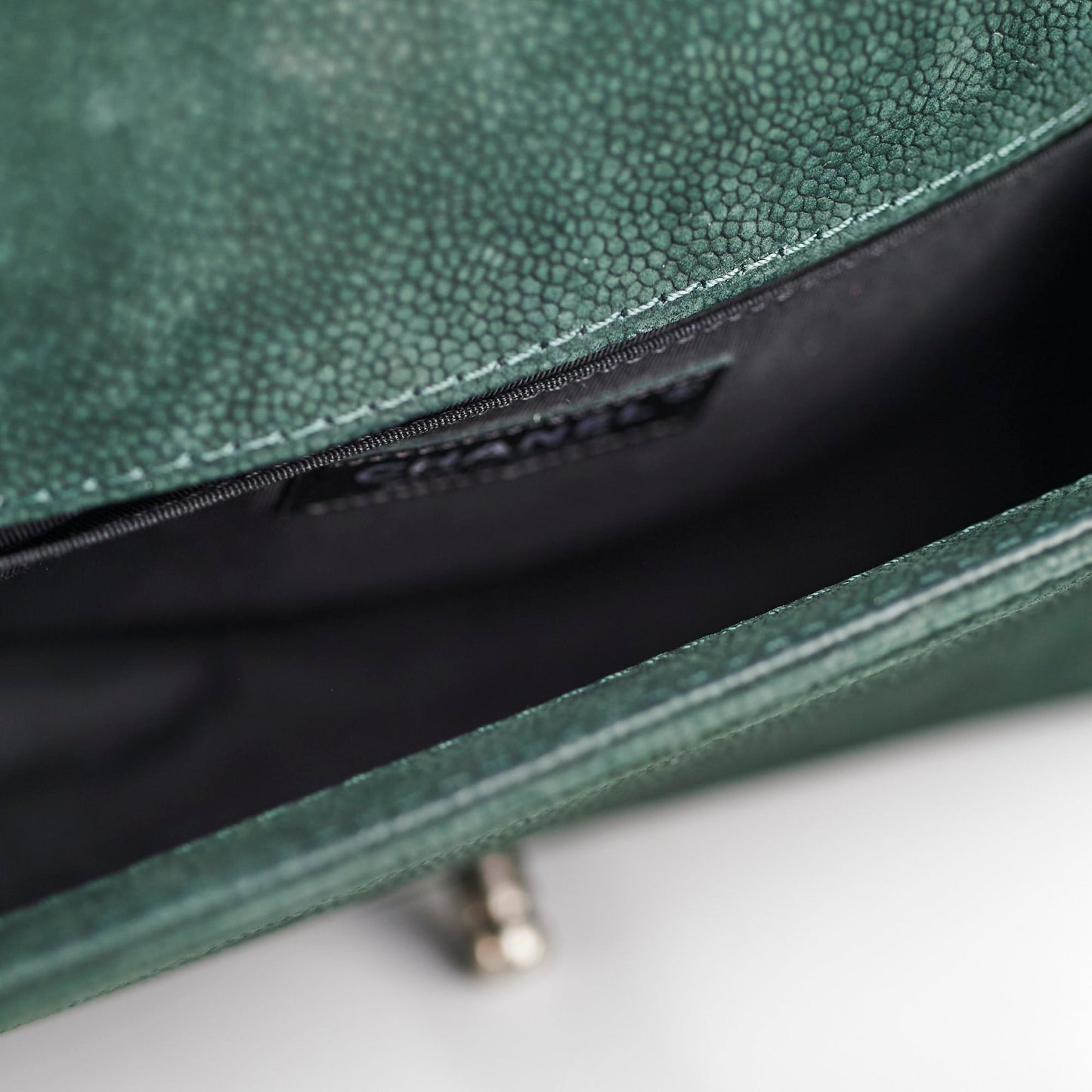 Chanel Old Medium Boy Oliver Green