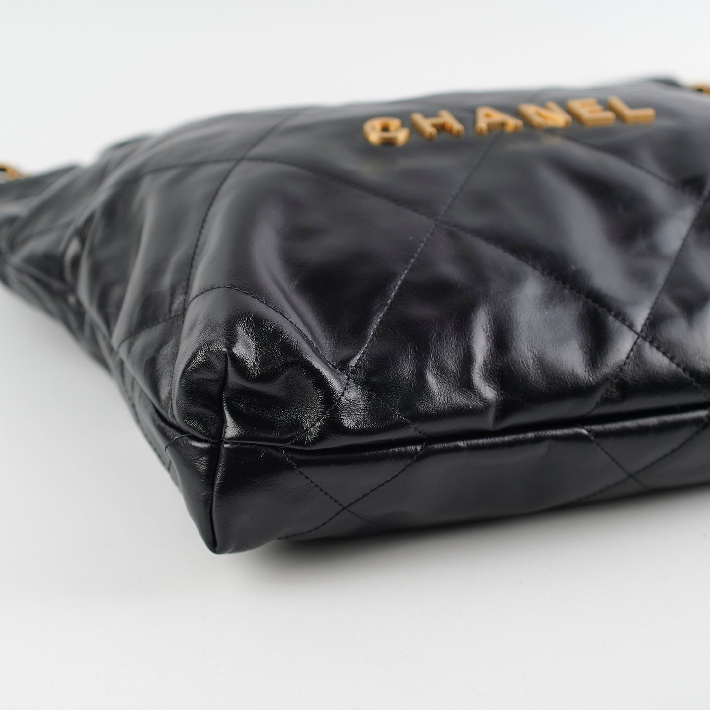 Chanel 22 Small Calfskin Black