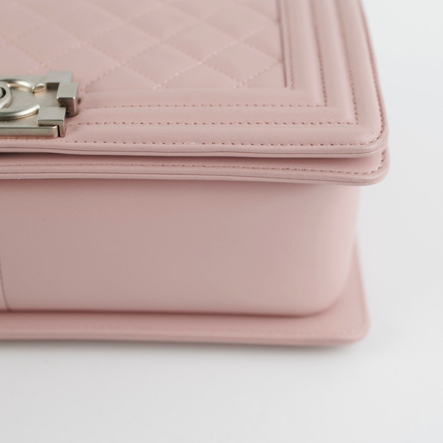 Chanel Calfskin Old Medium Boy Pink