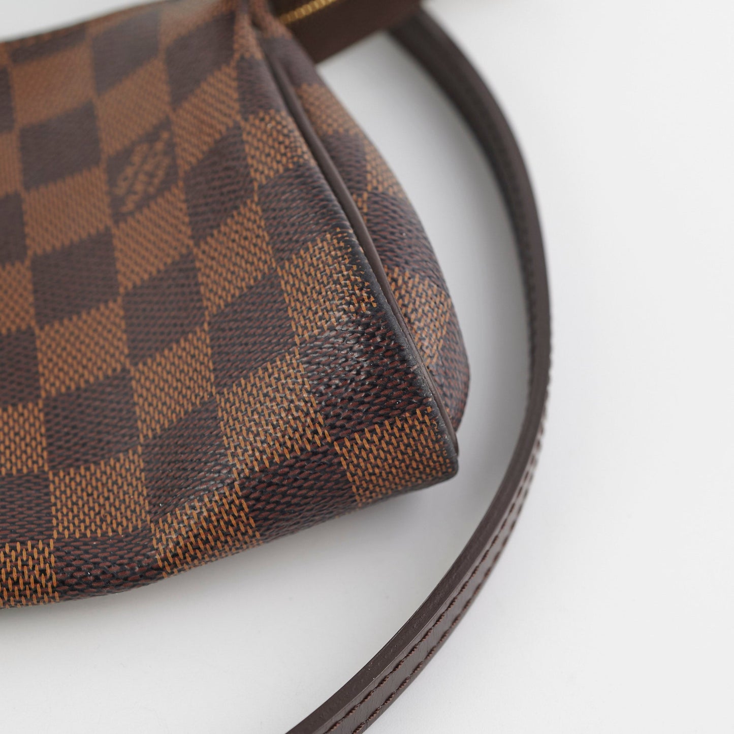 Louis Vuitton Eva Clutch Damier Ebene