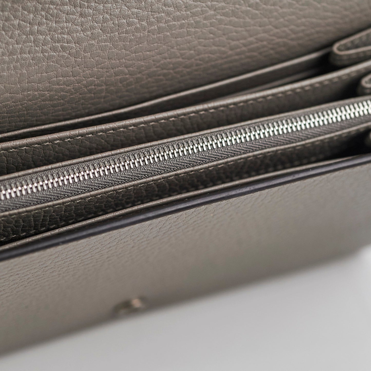 Gucci Dionysus Wallet On Chain Grey