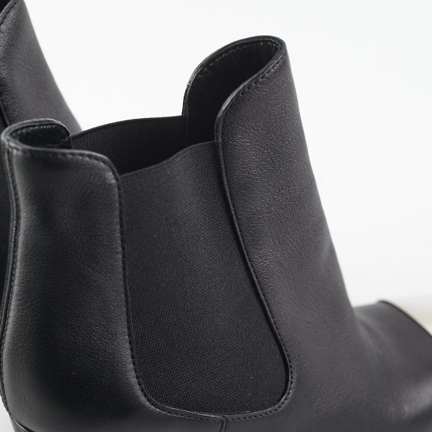 Louis Vuitton Black Heel Boots Size 37