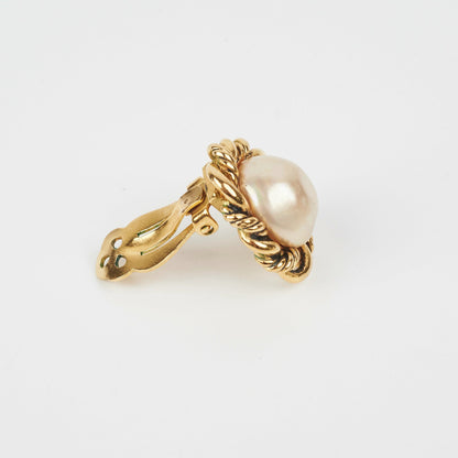 Chanel Vintage Pearl Earring Clasp