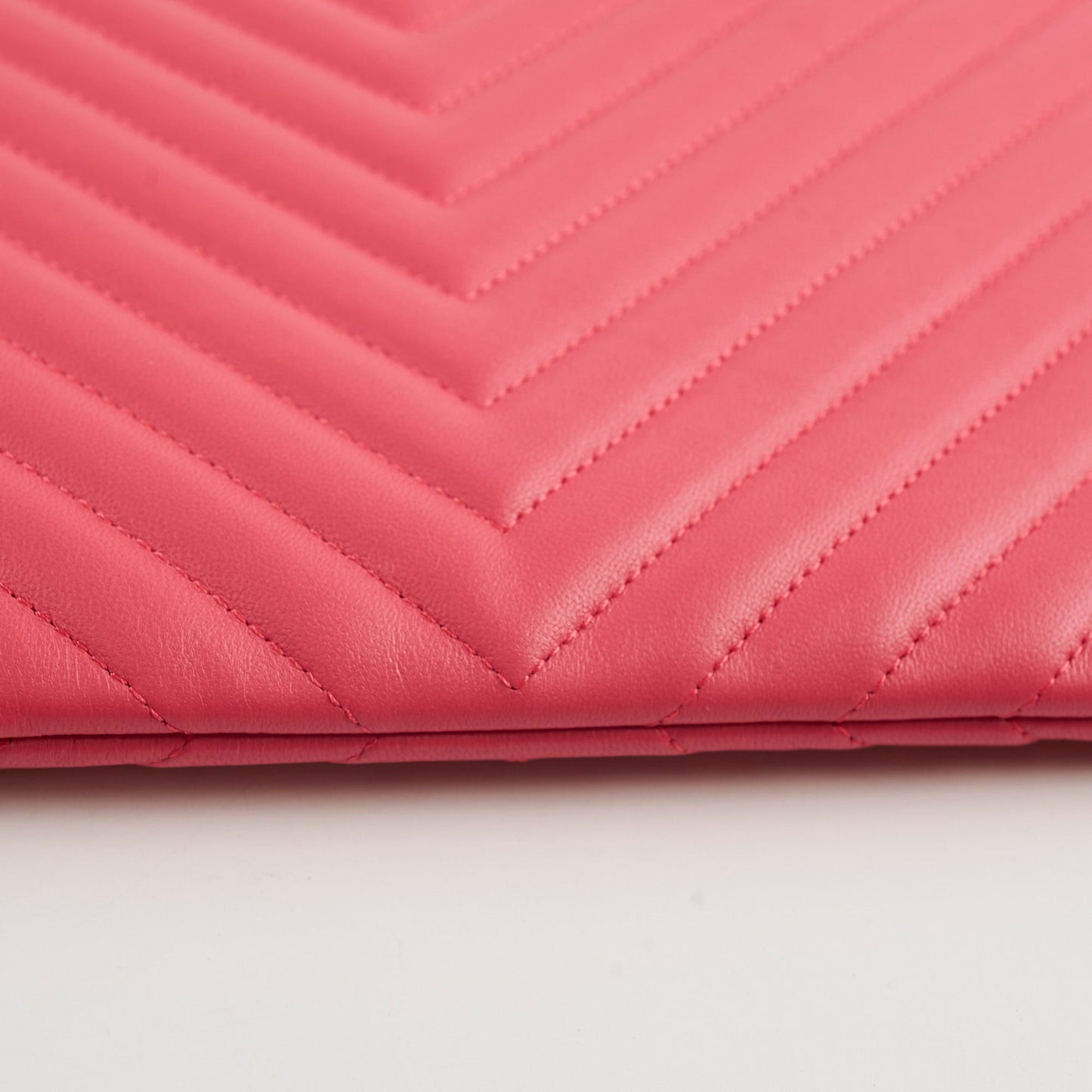 Chanel O Case Medium Chevron Pink Lambskin - Series 24