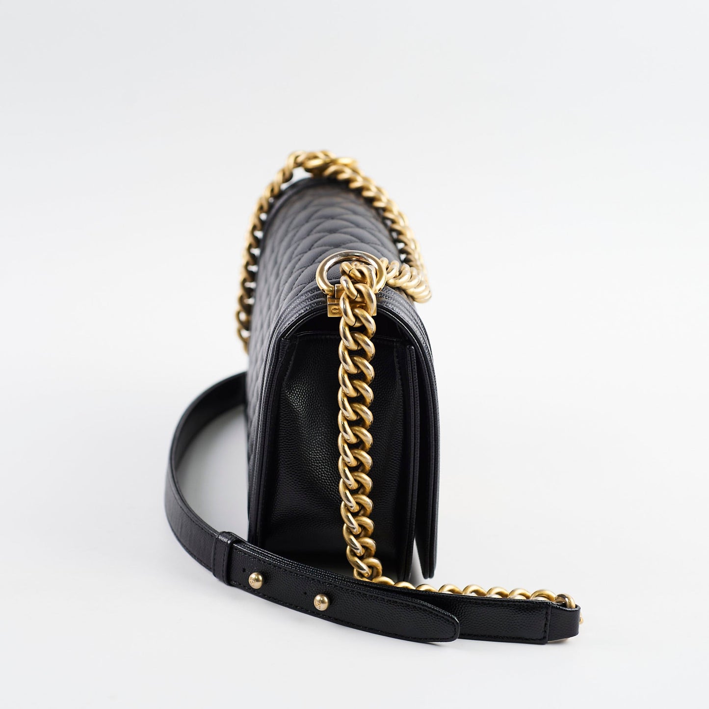 Chanel Caviar Old Medium Boy Bag Black 30 Series