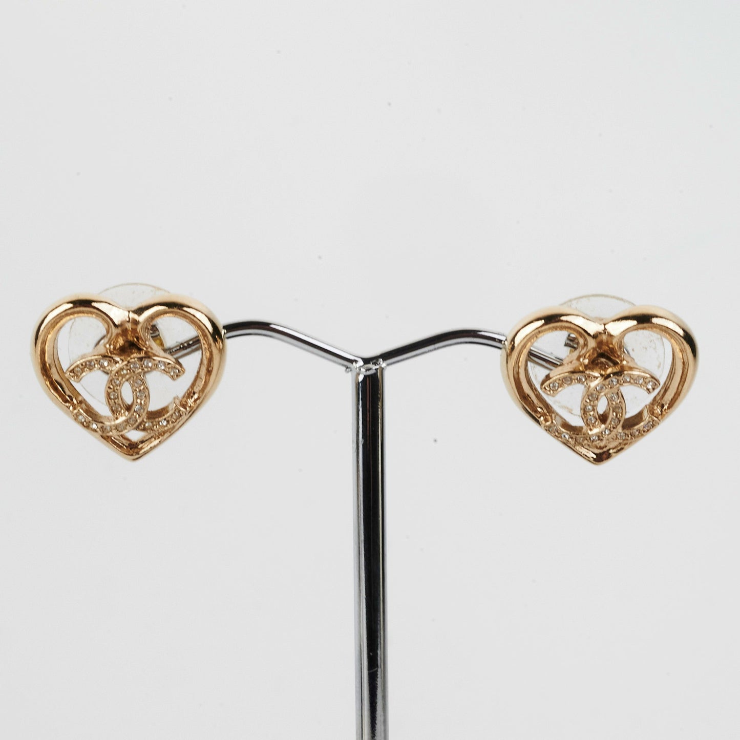 HOLD BC Chanel CC Logo Heart Earrings