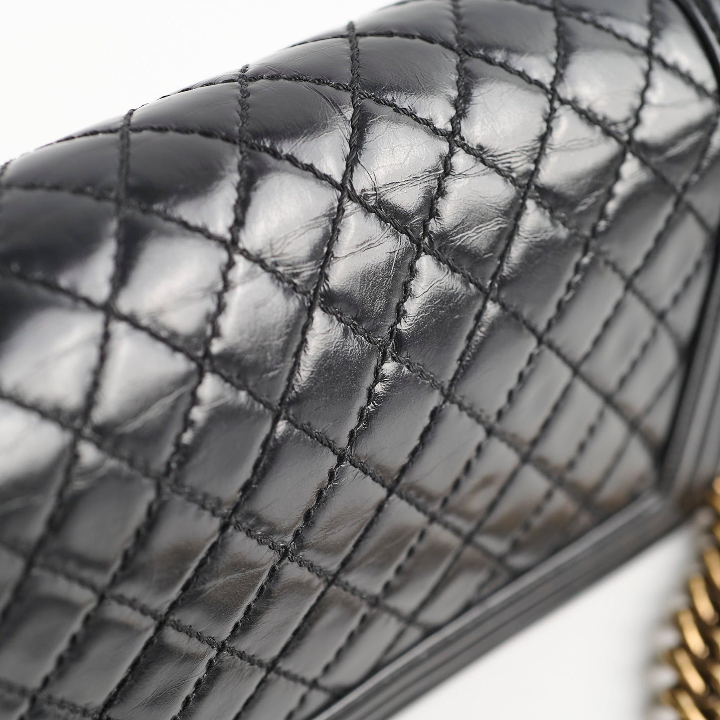 Chanel Old Medium Boy Shiny Calfskin Black - Series 17