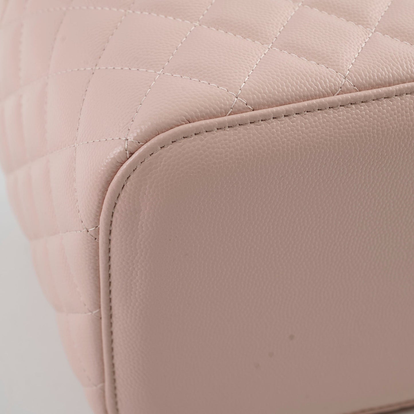 Chanel Caviar Vanity Rose Pink Series 30