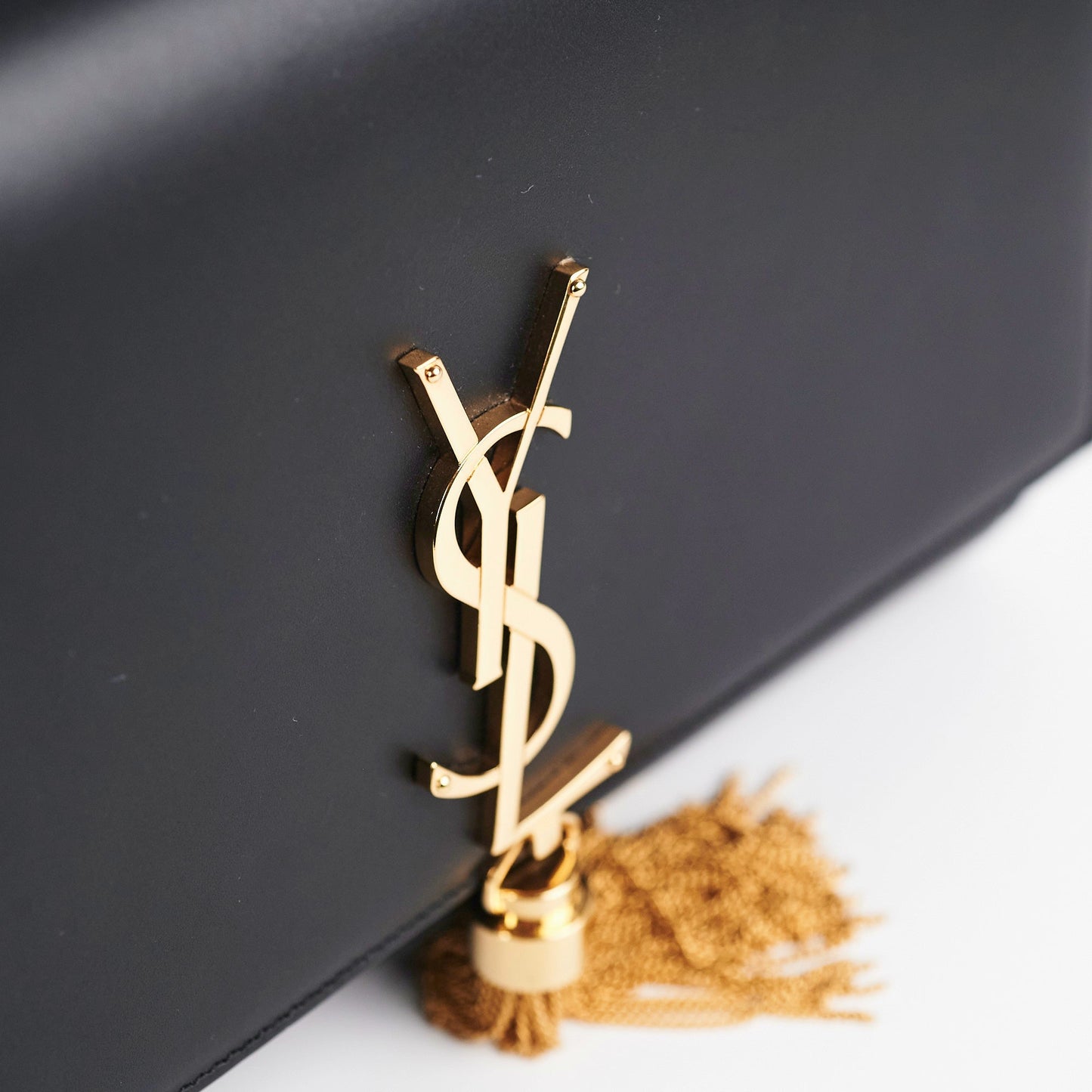 Saint Laurent Kate Medium With Tassel Black
